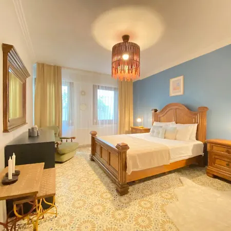 Missafir With Bosphorus View In Kuzguncuk * Istanbul